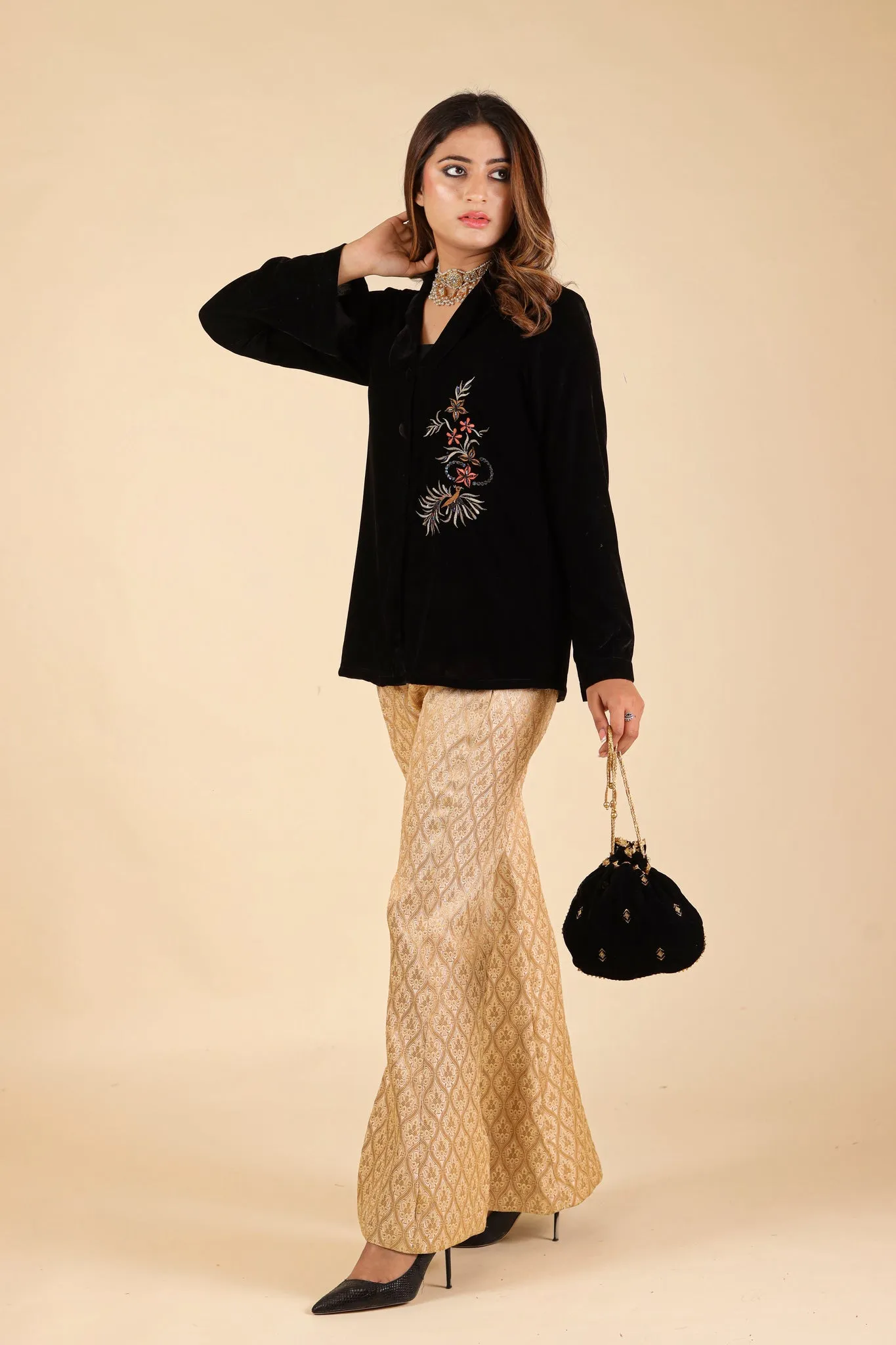BLACK EMBROIDERED CAPE WITH BROCADE PANTS
