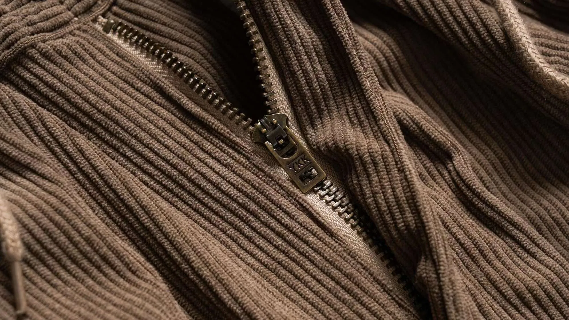Loose Lamp Velvet Pant