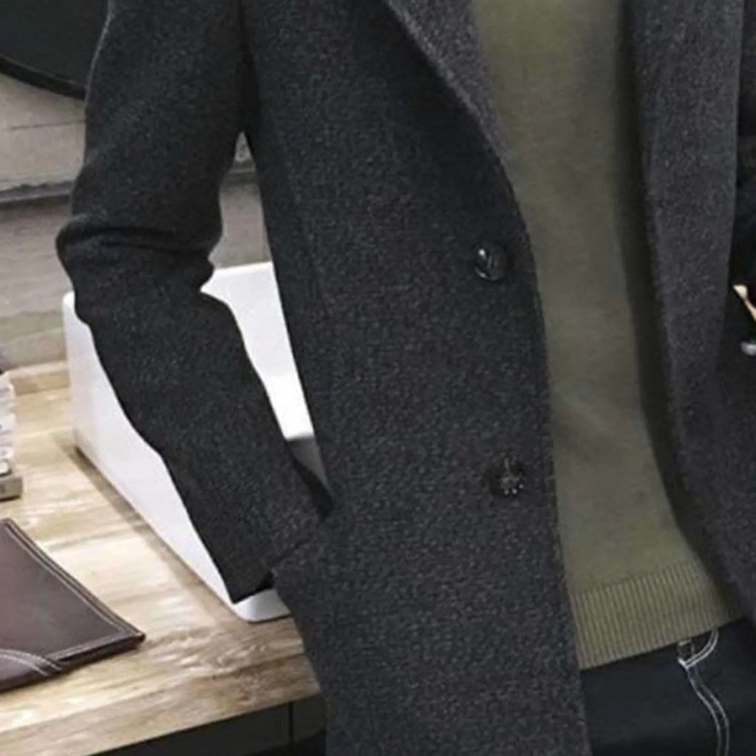 Men's Wool Blend Trench Coat Notched Collar Single Breasted Overcoat Chunky Warm Winter Pea Coat Windbreaker